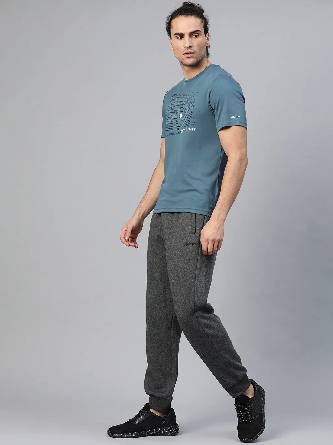 Alcis Men Teal Blue Printed Round Neck T-shirt