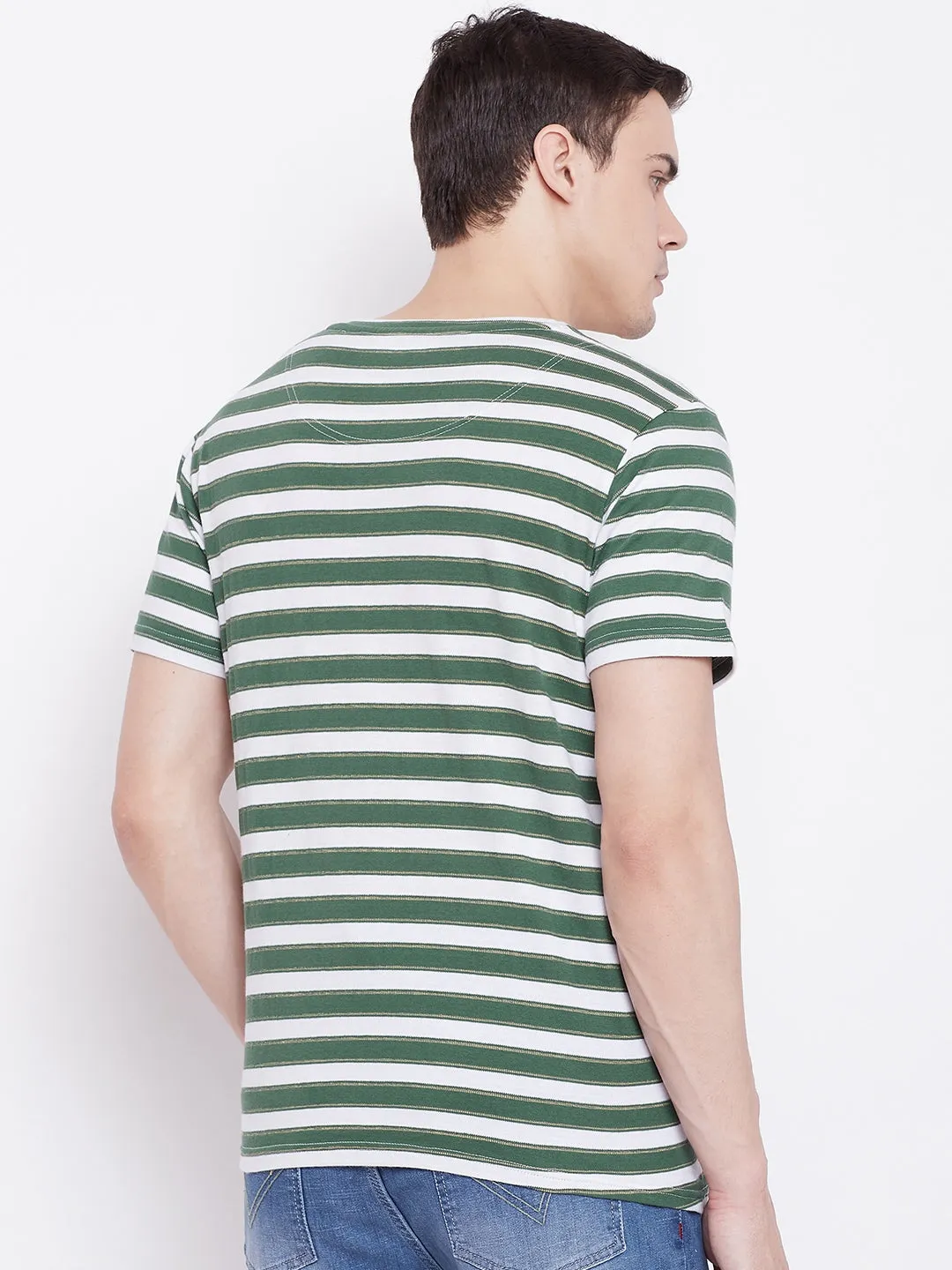 JUMP USA Men Green Striped V-neck Tshirt