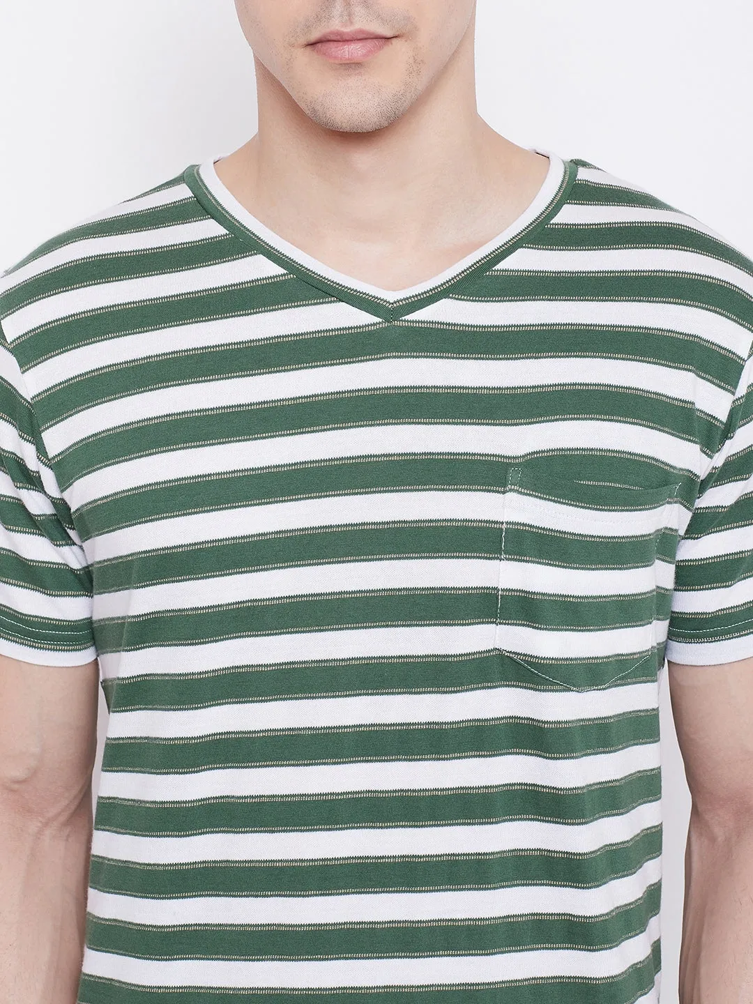 JUMP USA Men Green Striped V-neck Tshirt