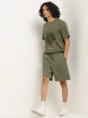 Studiofit Plain Green Cotton Blend Relaxed Fit Shorts